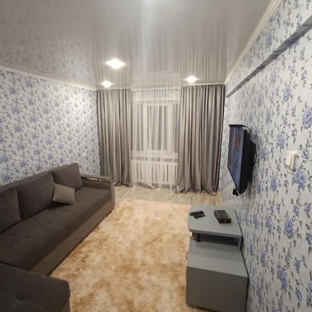 Lux Home На Амурской Ustʼ-Kamenogorsk Extérieur photo